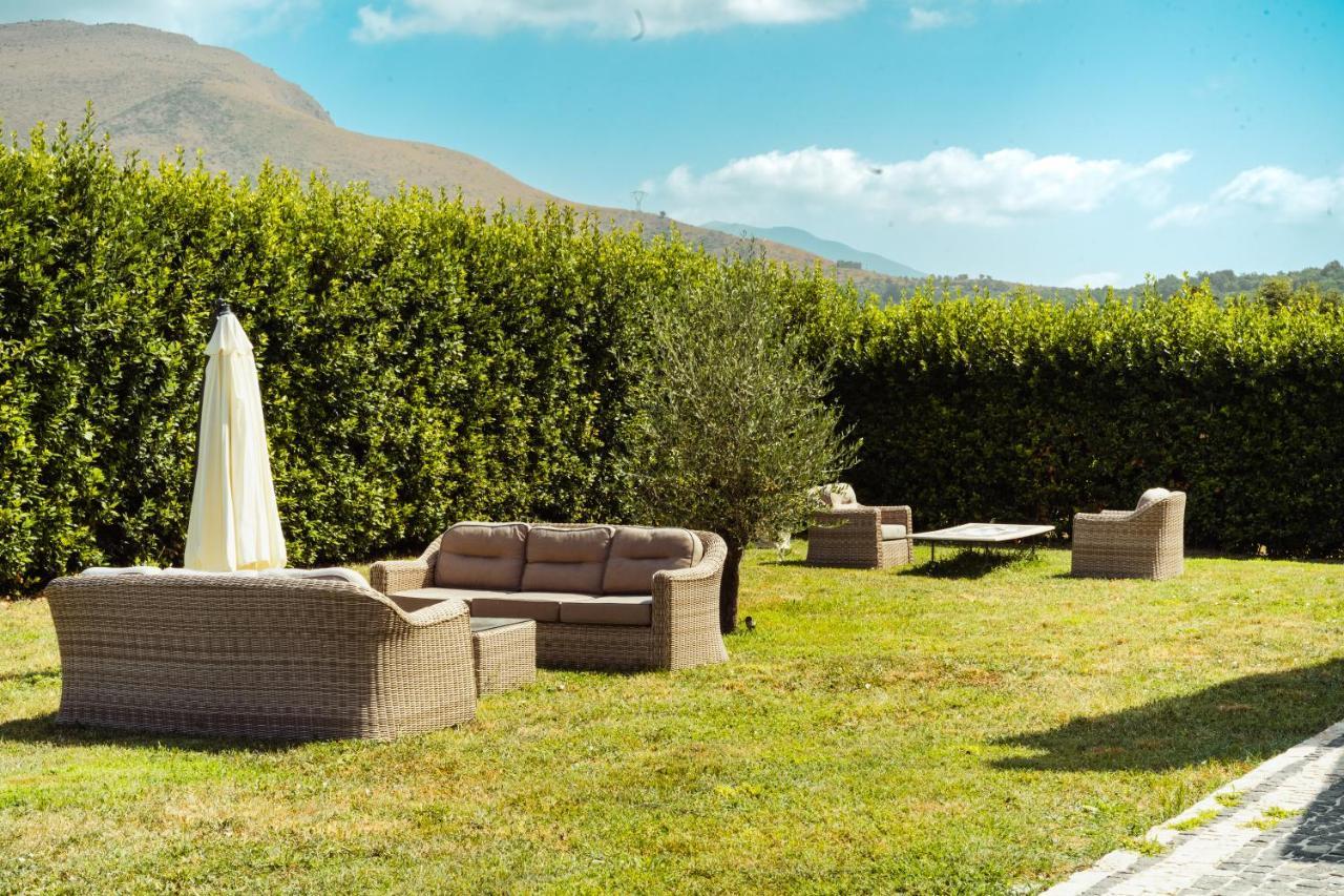 Country House Le Vigne B&B Galluccio Extérieur photo
